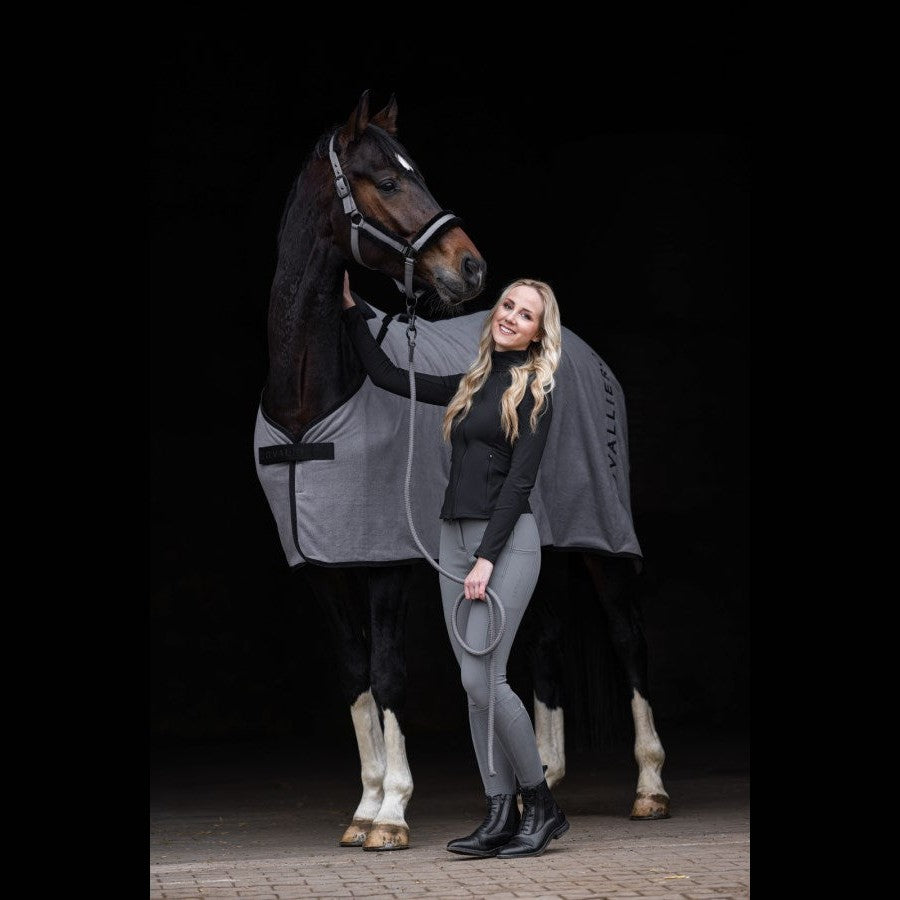 Covalliero dehnbare Trainingsjacke mit 2-Wege Reissverschluss H/W 25 black sp-reitsport