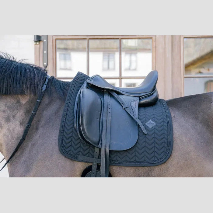 Kentucky Schabracke mit Metall Kette Dressur
