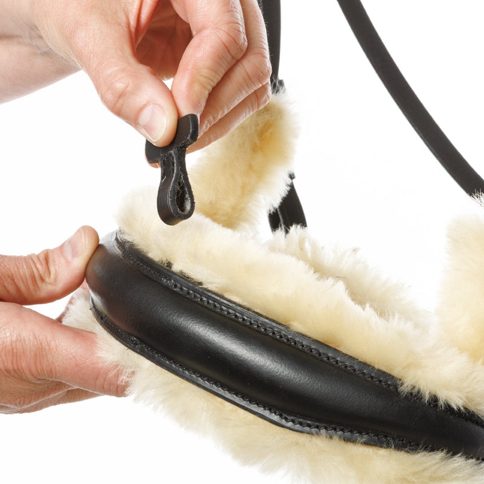 Kavalkade Trense Joyce mit Lammfell, schwed.-komb. RH für Pony, Vollblut & Warmblut sp-reitsport