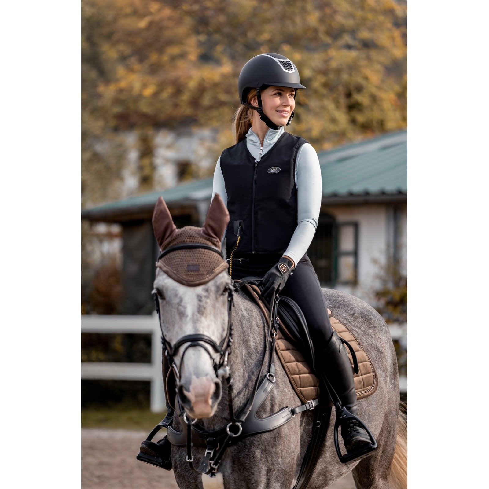 USG EquiAirbag® AIXPLORER Luft-Weste, moderne Airbag-Weste, atmungsaktiv und komfortabel, mit bewährtem EquiAirbag®-System, inkl. einer CO2-Kartusche und Werkzeug bei SP-Reitsport USG bei SP-Reitsport