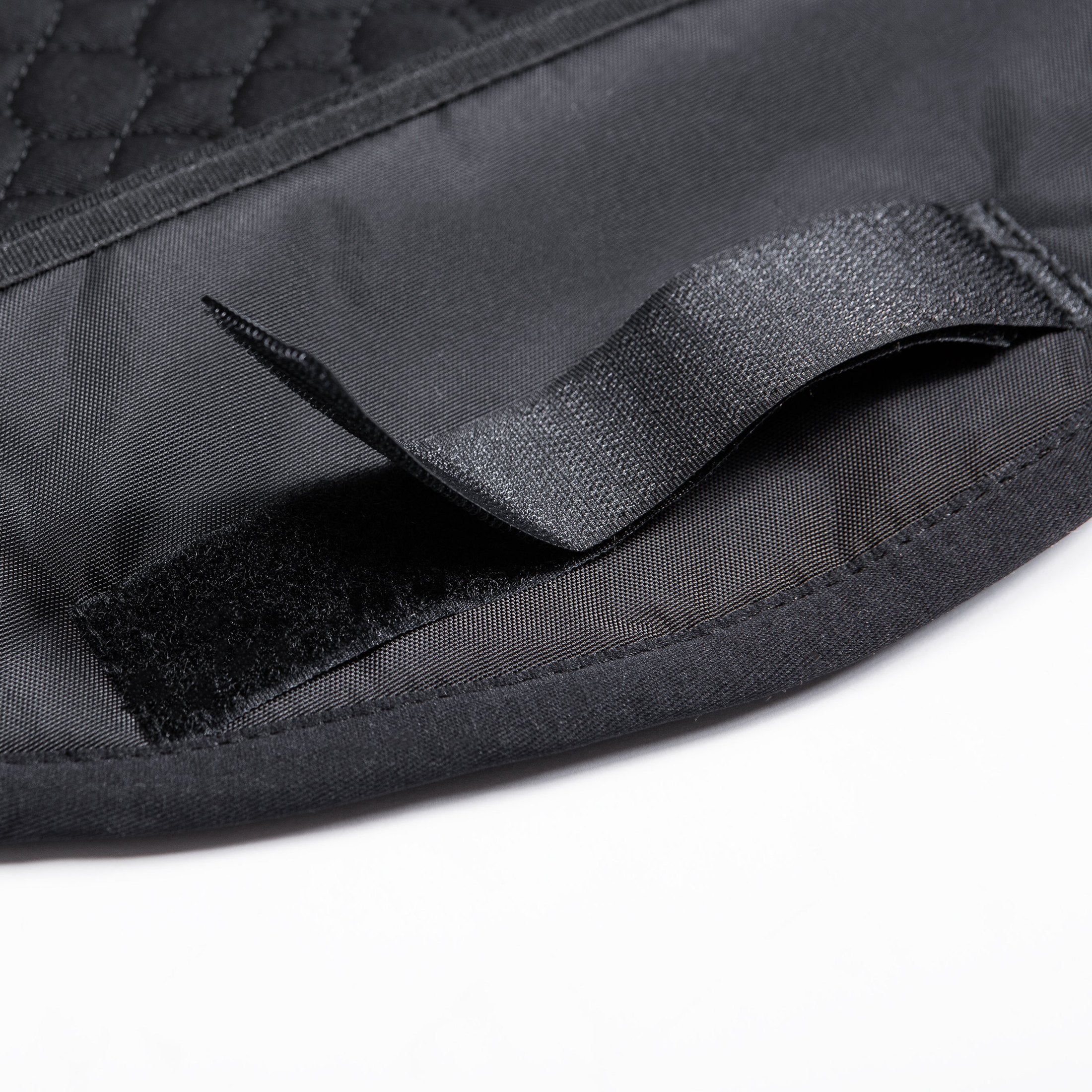 Christ Champ VS Lammfell Satteldecke für Vielseitigkeitssättel weiss, schwarz & braun bei SP-Reitsport sp-reitsport